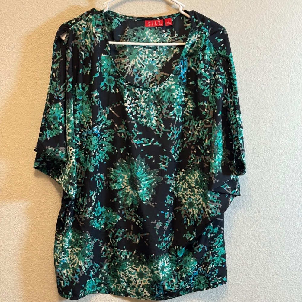 Elle Women's Green Floral Print Blouse Top Small V‎ Neck Casual